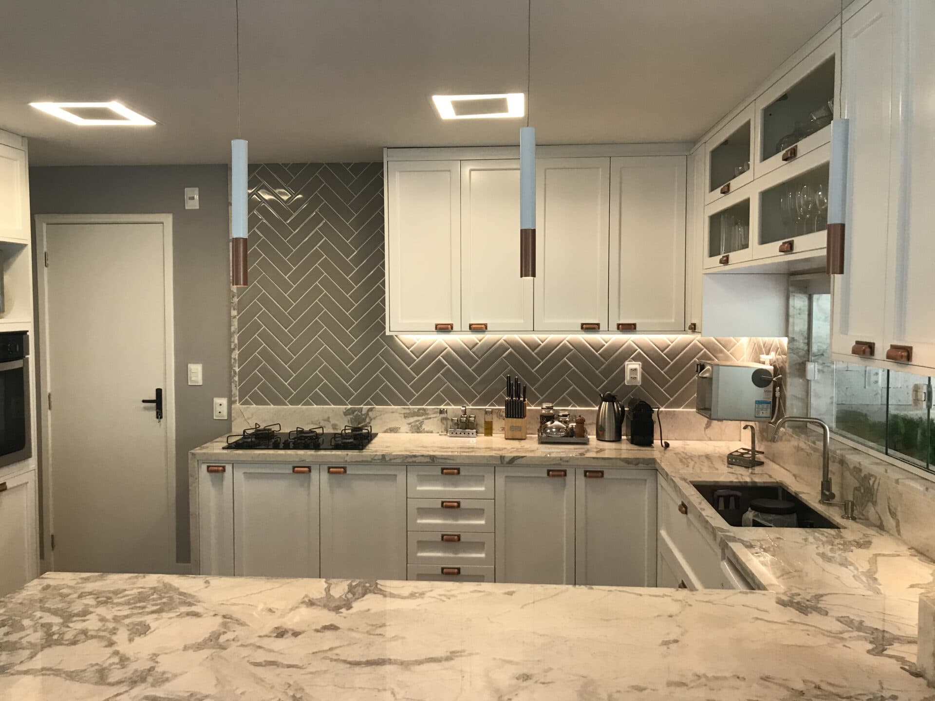 Reforma industrial com adequação de instalações